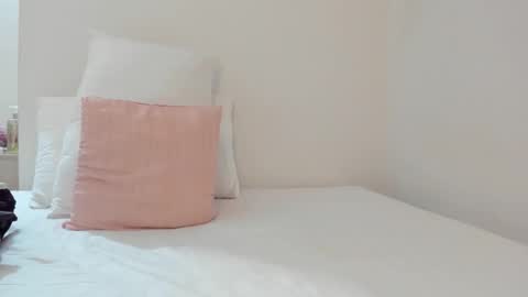 Karitookiss online show from 03-25-26, 02:17