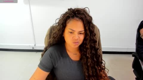 Snapshot of karla_cg chatting on 12-20-25, 03:30 karla_cg online show from 12-20-25, 03:30