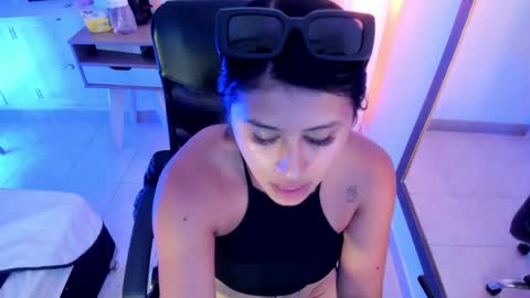 Karla Gonzaless online show from 05-26-26, 06:37