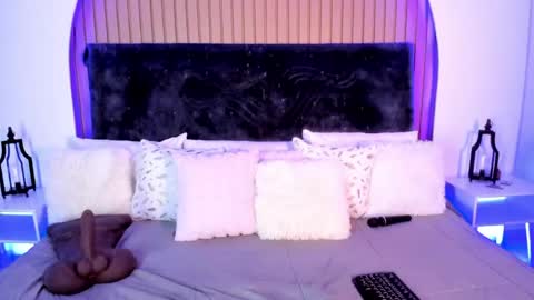 Karla Gonzaless online show from 05-28-26, 06:49