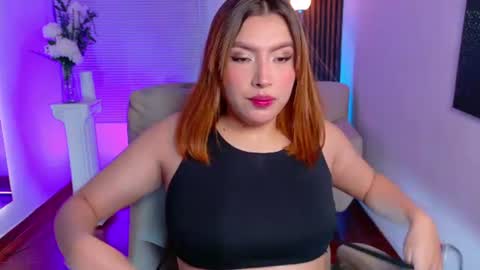 Snapshot of karla_hill_28 chatting on 07-18-26, 03:22 Karlita online show from 07-18-26, 03:22