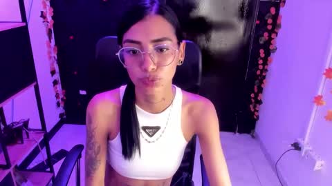 karlaslutskinny__ online show from 02-17-26, 09:32