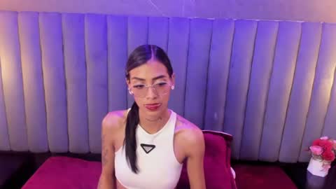 Snapshot of karlaslutskinny__ chatting on 06-30-26, 08:43 karlaslutskinny__ online show from 06-30-26, 08:43