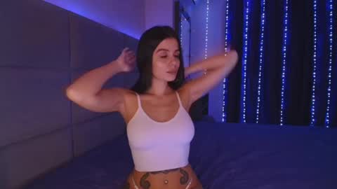 Snapshot of karlijntimmer chatting on 01-11-26, 10:15 Karlijn online show from 01-11-26, 10:15