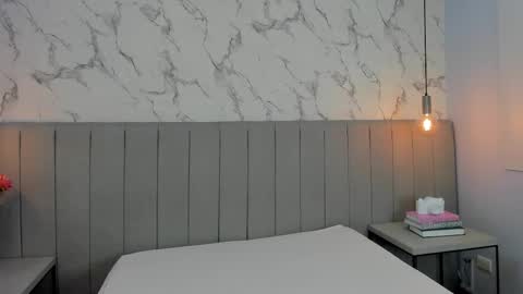 karlla_brown online show from 09-18-25, 12:18