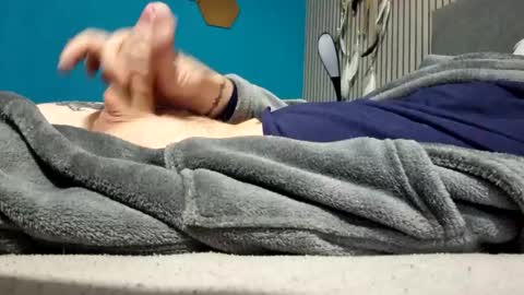 Snapshot of karlmeirio chatting on 02-06-26, 07:02 Daddy Karl online show from 02-06-26, 07:02