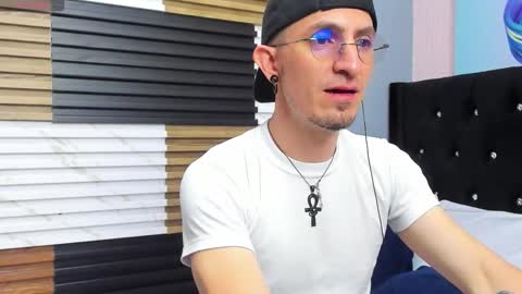 karlostrom online show from 02-07-26, 01:59