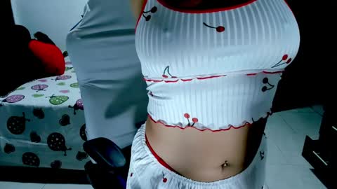 karly. online show from 04-07-26, 12:00