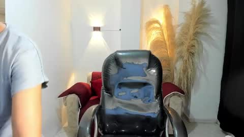 KARLYE online show from 05-31-26, 01:58