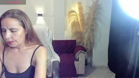 Snapshot of karlye_hot chatting on 06-04-26, 02:17 KARLYE online show from 06-04-26, 02:17