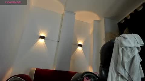 Snapshot of karlye_hot chatting on 07-12-26, 02:46 KARLYE online show from 07-12-26, 02:46