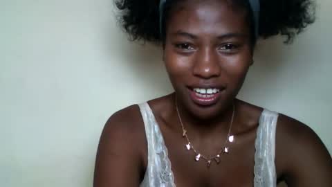 karoliee online show from 04-20-26, 06:38