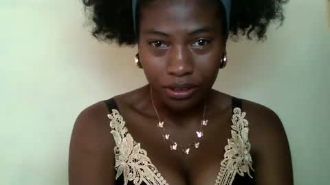 karoliee online show from 04-21-26, 05:58