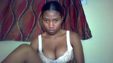 karoliee online show from 06-18-26, 09:14