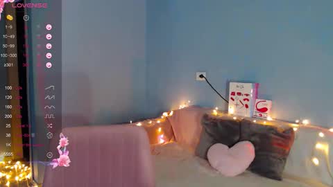 Kira online show from 03-10-26, 02:16