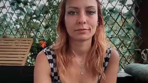 Snapshot of karoline121 chatting on 07-08-26, 01:15 karoline121 online show from 07-08-26, 01:15