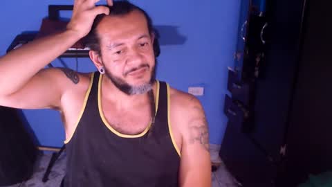 Snapshot of karu_hard chatting on 04-21-26, 02:51 Karu online show from 04-21-26, 02:51