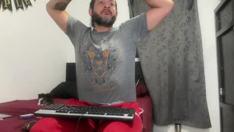 Snapshot of karu_hard chatting on 05-12-26, 12:19 Karu online show from 05-12-26, 12:19