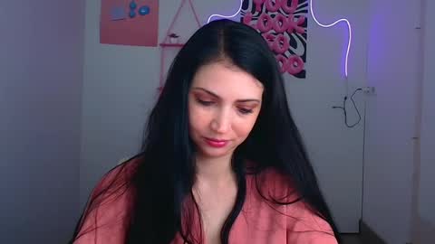 Karyna online show from 06-17-26, 05:43