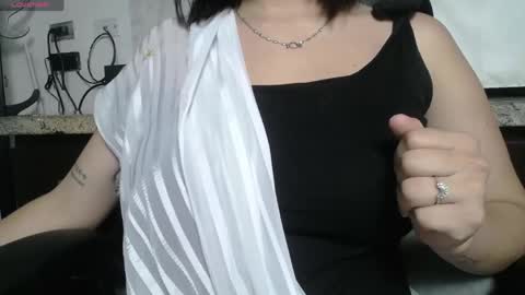 Snapshot of kashvi_ chatting on 06-08-26, 07:25 kasvhi online show from 06-08-26, 07:25