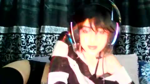 Snapshot of kasskittenboy30 chatting on 06-18-26, 02:43 kasskittenboy30 online show from 06-18-26, 02:43