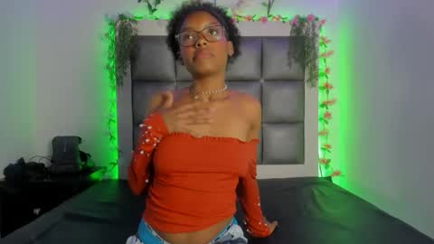 kataleya_js_ online show from 05-28-26, 08:28