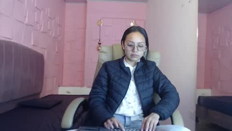 Katalina online show from 03-23-26, 02:32