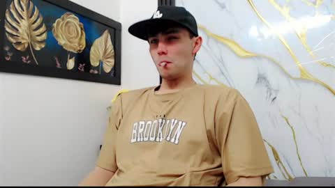 Snapshot of katalina_hot2 chatting on 07-10-26, 07:05 Katalella hot2 online show from 07-10-26, 07:05