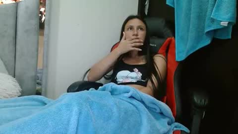Snapshot of kate_davies chatting on 05-11-26, 10:18 kate online show from 05-11-26, 10:18