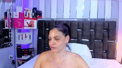 kate_roose online show from 05-31-26, 08:43