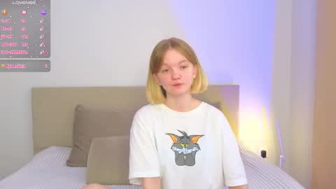 katebunnys online show from 03-19-26, 04:16