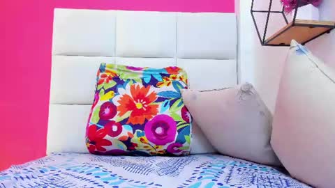Snapshot of katecurvy_hot69 chatting on 06-23-26, 11:30 Katerine online show from 06-23-26, 11:30