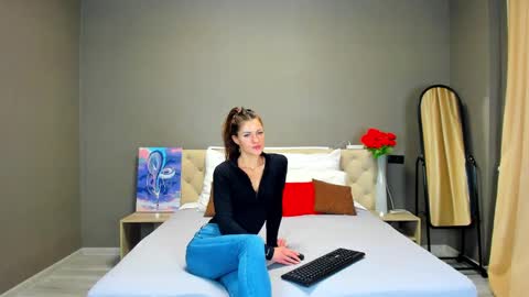 Snapshot of katerina_ray chatting on 12-04-24, 08:12 Katerina GTM2 Mo Tu Th Fr Sa Su 3am-10am online show from 12-04-24, 08:12