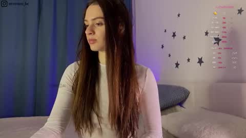 Snapshot of katesee chatting on 10-22-25, 04:29 katesee online show from 10-22-25, 04:29