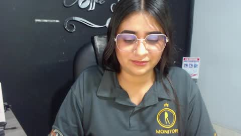 Call me Lau  online show from 04-29-26, 10:49