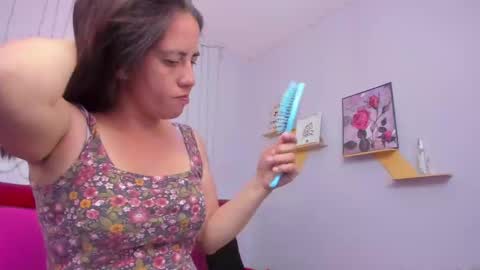 Paola online show from 02-20-25, 06:46