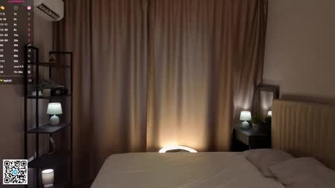 Lola online show from 03-25-26, 04:29