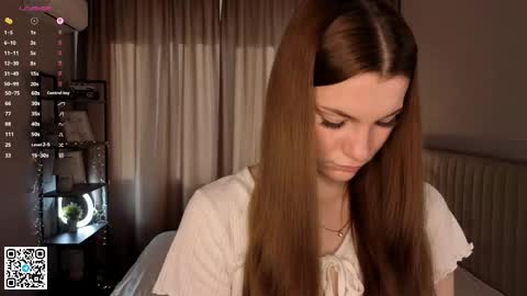 Lola online show from 04-12-26, 04:06