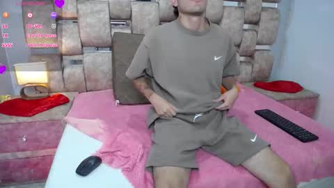 Kaht y Aiden online show from 03-23-26, 08:02