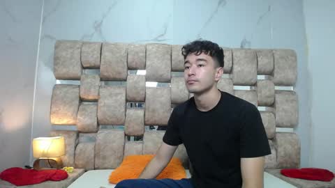 Kaht y Aiden online show from 05-29-26, 01:20