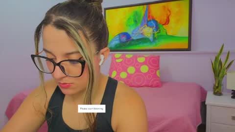 Snapshot of katia_foxx chatting on 05-01-26, 12:21 Khaterine online show from 05-01-26, 12:21