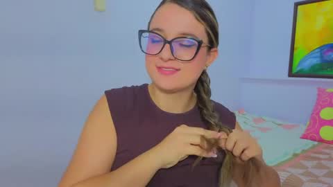 Snapshot of katia_foxx chatting on 05-27-26, 11:29 Khaterine online show from 05-27-26, 11:29