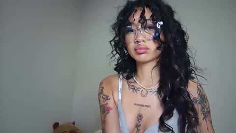 katiecai online show from 04-09-26, 04:56