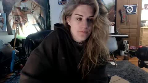 Katie online show from 04-15-26, 03:02