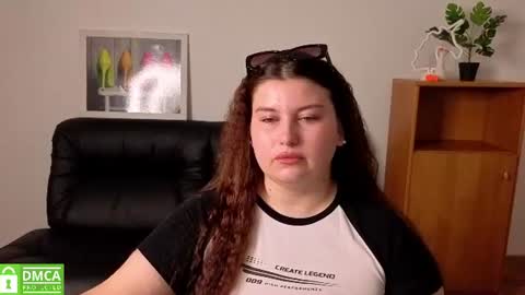Snapshot of katina_deeplou4 chatting on 07-23-26, 01:58 Katina online show from 07-23-26, 01:58