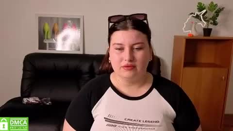 Snapshot of katina_deeplou4 chatting on 07-23-26, 05:33 Katina online show from 07-23-26, 05:33