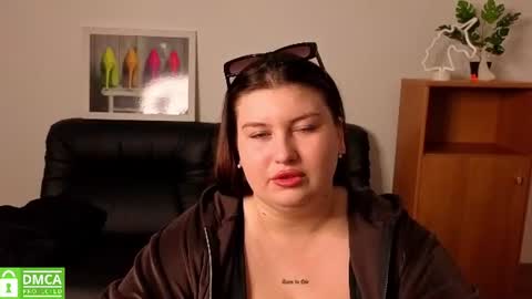 Snapshot of katina_deeplou4 chatting on 07-26-26, 05:31 Katina online show from 07-26-26, 05:31
