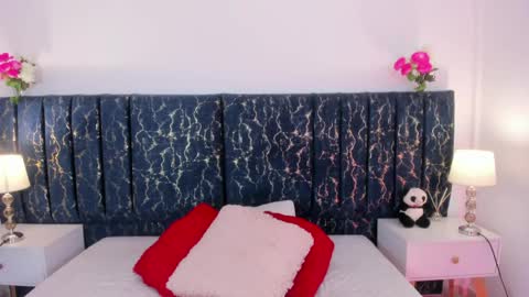 Katte online show from 04-13-26, 01:05