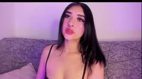 Snapshot of kattengel_ chatting on 06-27-26, 12:37 Kat online show from 06-27-26, 12:37