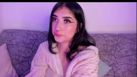 Snapshot of kattengel_ chatting on 07-01-26, 01:07 Kat online show from 07-01-26, 01:07